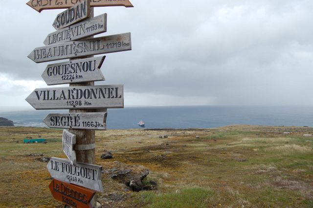 Sur la base scientifique des iles de Kerguelen