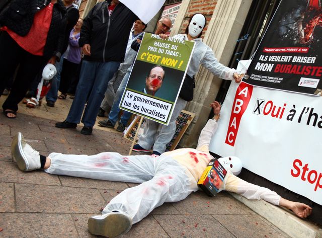 Manifestation de buralistes en colère à Perpignan