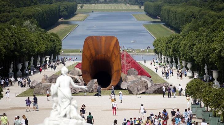 Kapoor, Versailles