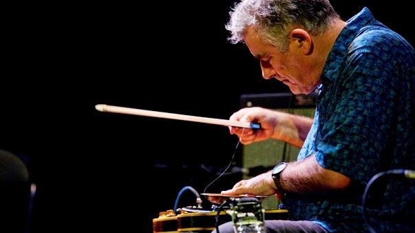 Fred Frith par Sébastien Bozon