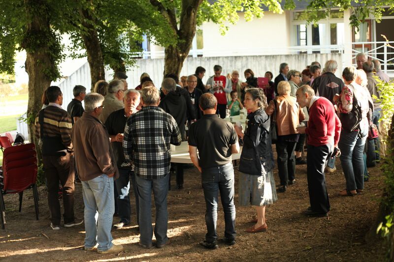 Photos du pique-nique de la FOEFI, à Charentilly, printemps 2015