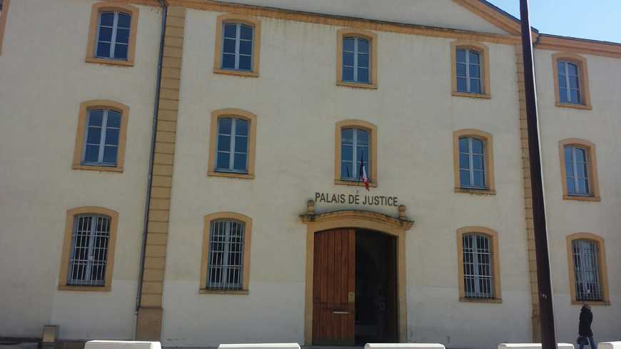 Le palais de justice de Roanne