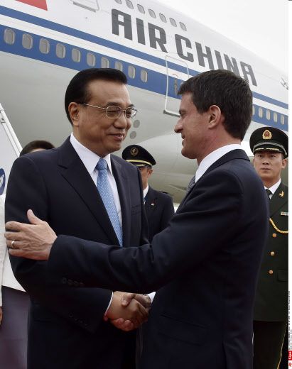 Manuel Valls et son homologue chinois à l'aéroport de Toulouse-Blagnac, 2 juillet 2015
