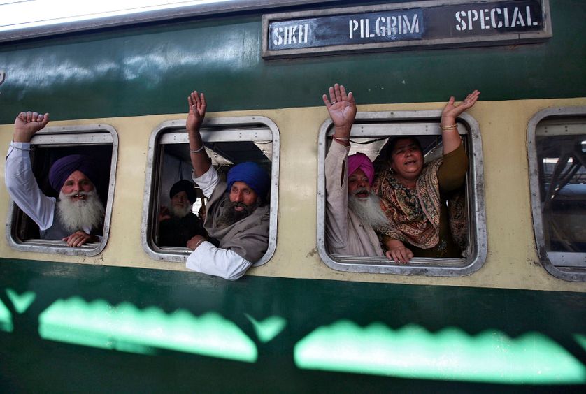 Hundreds of Sikhs from various parts of India are travelling to Pakistan to visit the shrine of Nankana Sahib, the birthplace of