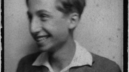 Roland Barthes, 1930