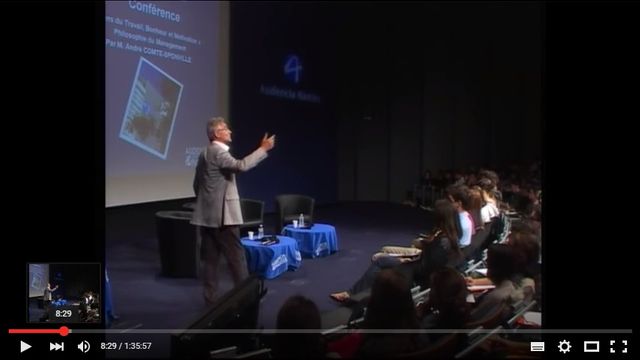 André Comte-Sponville lors de la conférence de rentrée Audencia Grande Ecole en 2011