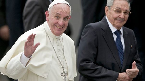 Le pape François en compagnie du président cubain Raul Castro le 19/09/2015 © Al Diaz/ZUMA Press/Corbis