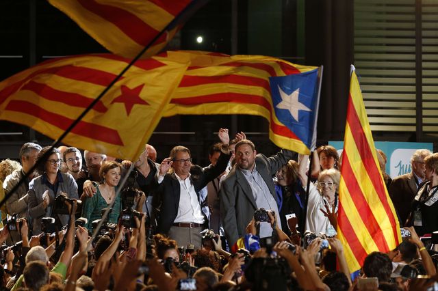 Artur Mas et Oriol Junqueras, les pro indépendance fêtent la victoire