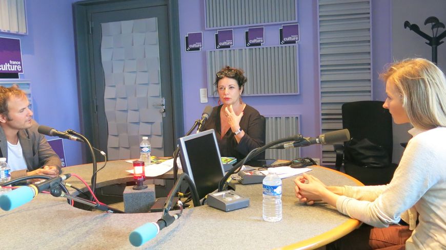 France Culture, studio 153, pendant l'émission... Timothée de Fombelle, Aline Pailler & Eloïse Scherrer
