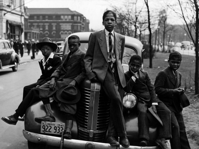Groupe de jeune à Chicago après-guerre