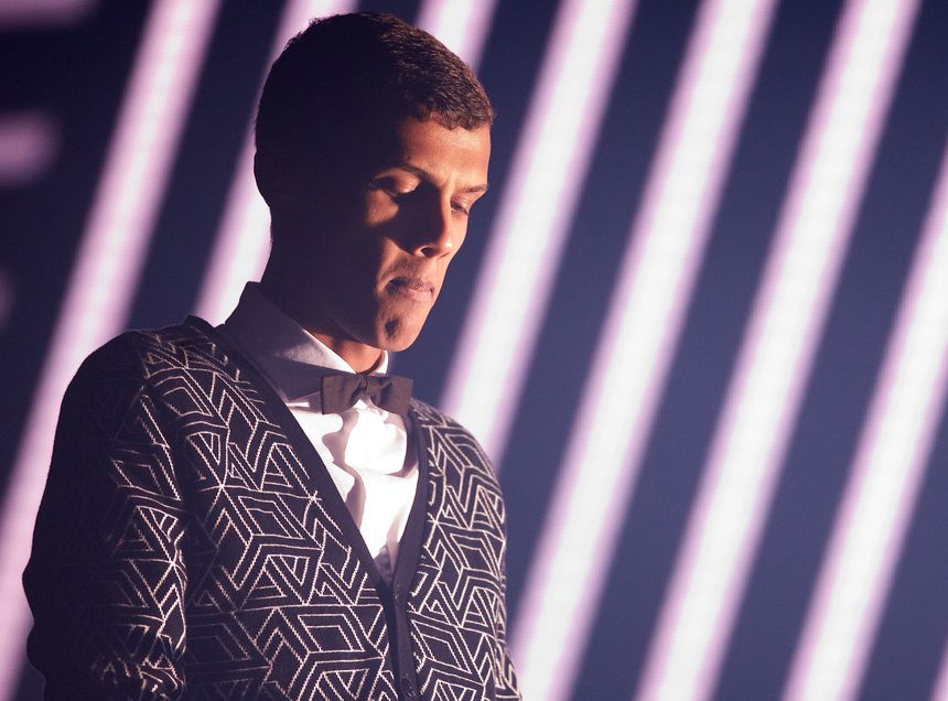 Au Rwanda, Stromae rend hommage à