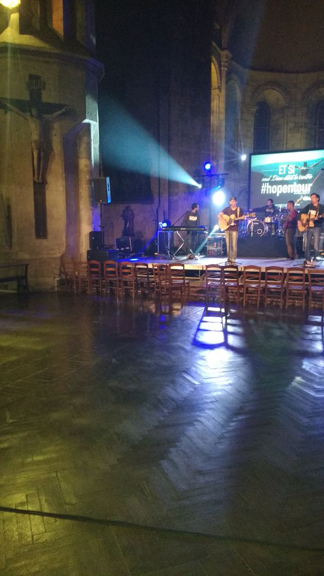 Le groupe Hopen à la cathédrale de Bordeaux