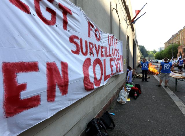 Les surveillants veulent plus de moyens