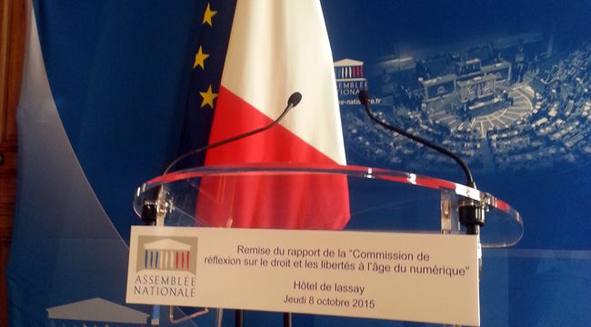 Remise du raport sur les droits à l'heure du numérique
