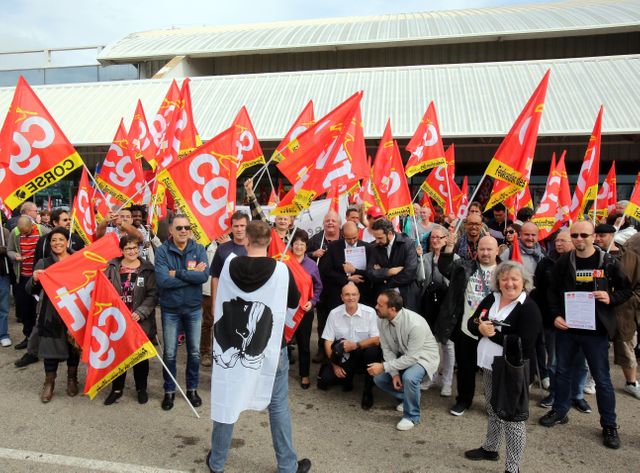 En Corse, des salariés d’Air France syndiqués protestent contre l'attitude de la direction