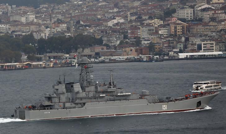 La 3e guerre mondiale est-elle en route ? Des bateaux russes sur le Bosphore en direction de la méditerrannée