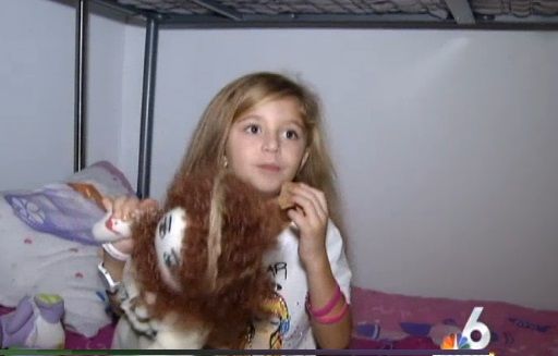 Une Petite Fille Nee Avec Son Coeur A L Exterieur De Sa Poitrine Emeut La Toile