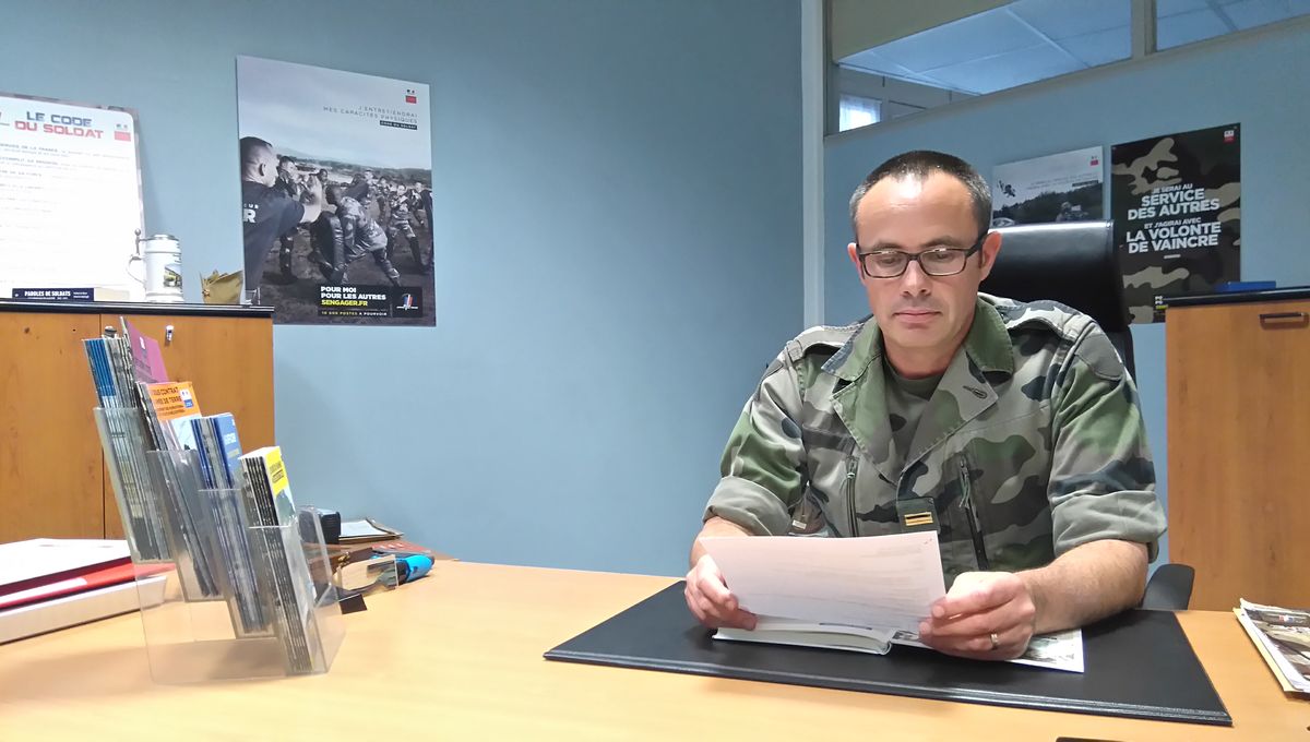 Attentats Les Volontaires Se Ruent Au Centre De Recrutement De L Armee A Limoges