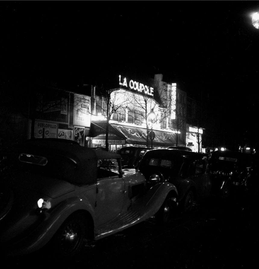 Bar de la Coupole de nuit, Paris