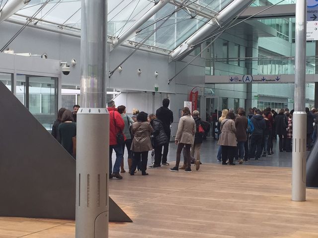 File d'attente à l'Hôpital Pompidou