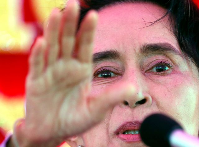 Le parti d'Aung San Suu Kyi est donné favori