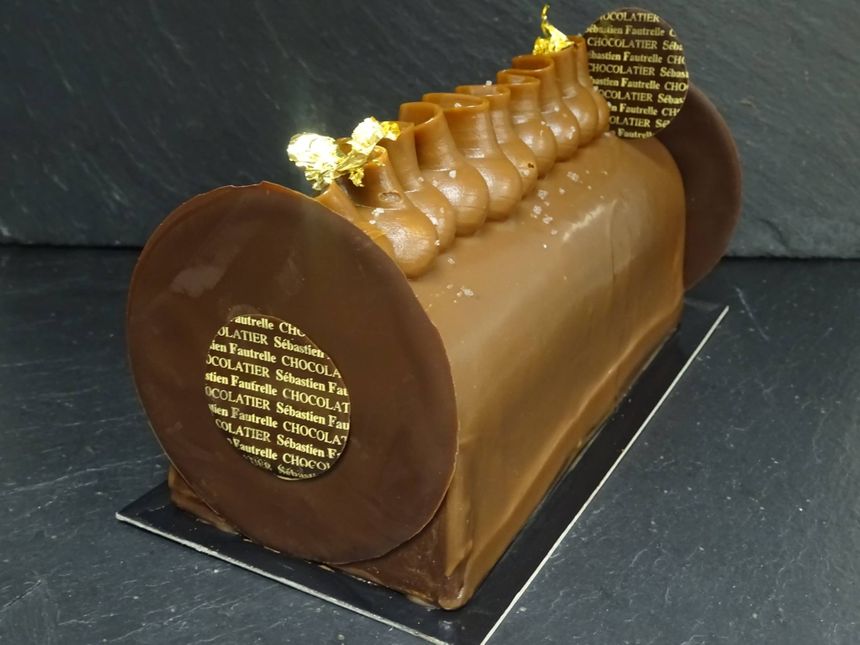 La bûche Fleur de sel de Chocolaterie Sébastien Fautrelle