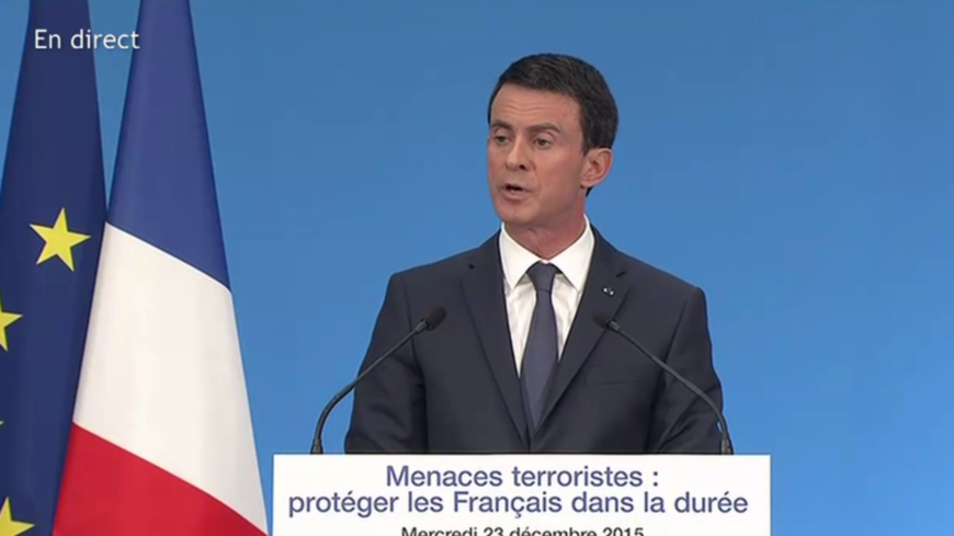 Manuel Valls détaille la réforme constitutionnelle