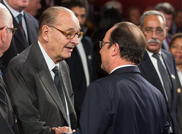 Jacques Chirac et François Hollande à la remise du prix de la fondation qui porte le nom de l'ancien président en 2014