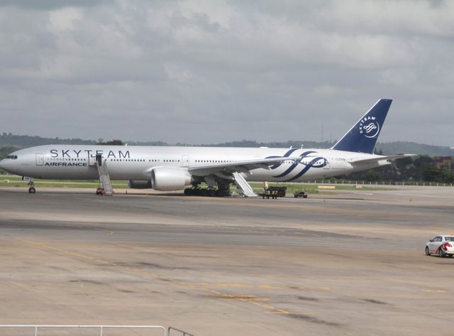 L'avion a dû atterir d'urgence au Kenya
