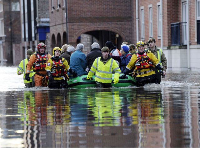 Le nord de l'Angleterre touché par des inondations "sans précédent"