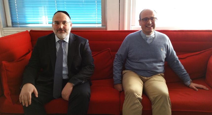 Laurent Berros, rabbin de Sarcelles, et Tareq Oubrou, imam, recteur de la grande mosquée de Bordeaux, en décembre 2015