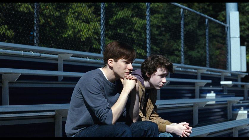 Jesse Eisenberg et Devin Druid dans "Back Home"