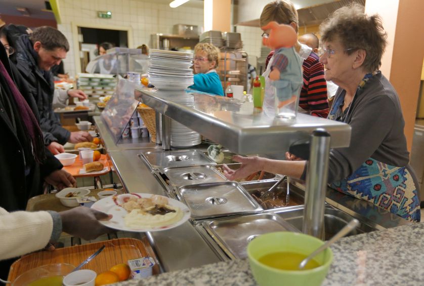 Repas organisé par Les Restos du Cœur.