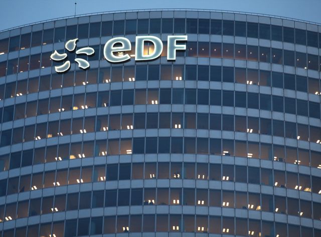 Après avoir recruté massivement, l'électricien va annoncer des milliers de suppressions d'emploi d'ici 2 ans.