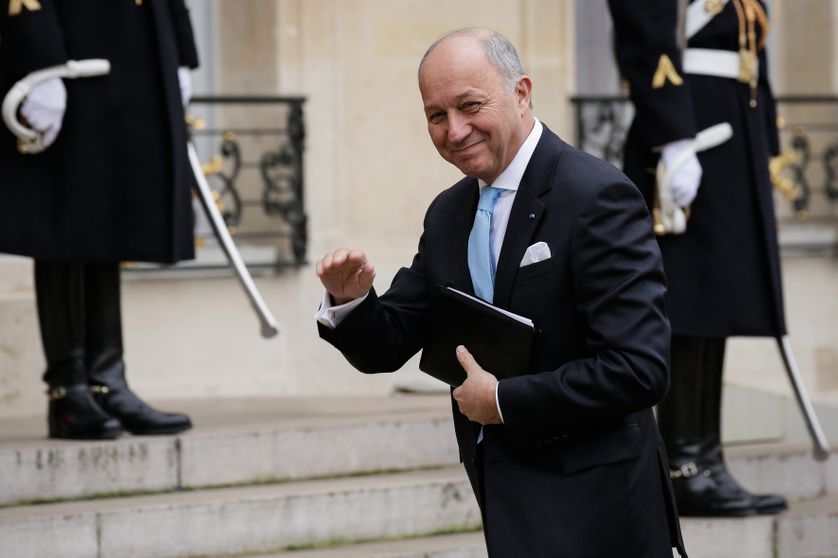 Laurent Fabius, le 22 janvier 2016 qui gravit les marches de l'Elysée