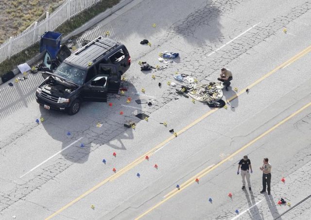 Après la fusillade de San Bernardino (Etats-Unis) qui a causé la mort de 14 personnes le 2 décembre 2015