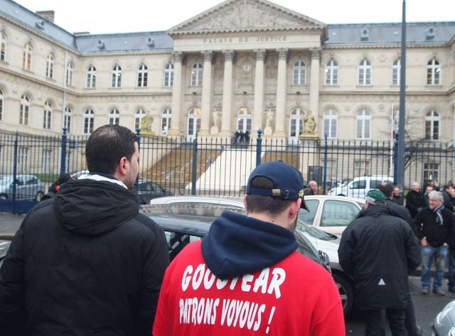 Peines lourdes pour 8 anciens salariés de Goodyear