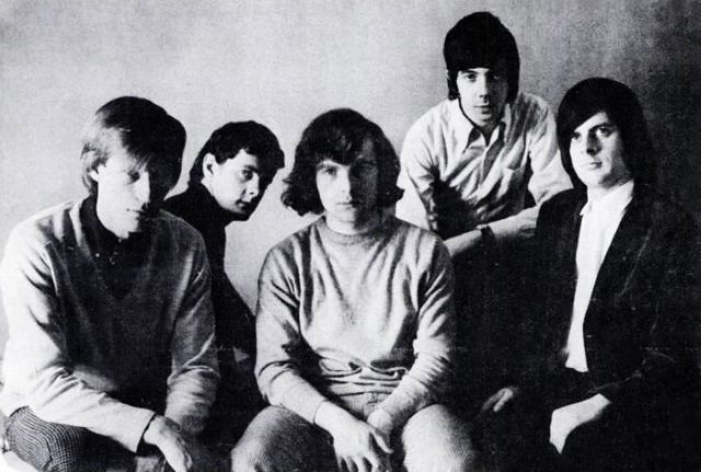Them en 1965 avec Van Morrison au centre