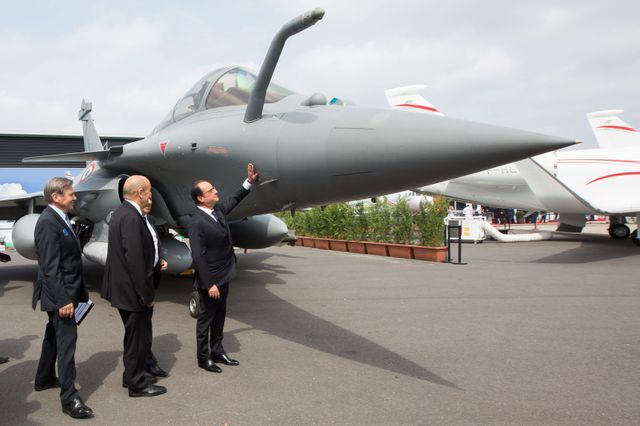 François Hollande en visite en Inde pour la vente de Rafale