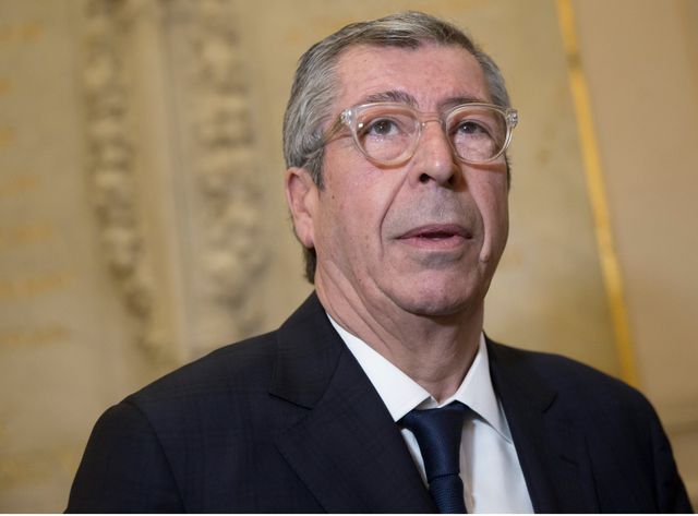 La justice le soupçonne d'avoir volontairement sous-estimé ses biens.