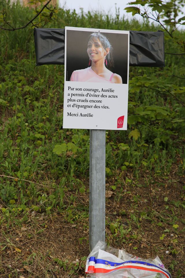 Hommage à Aurélie Chatelain à Villejuif en avril 2015