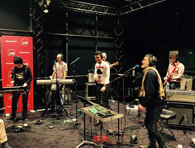 Youness, Rachid Taha et leurs musiciens