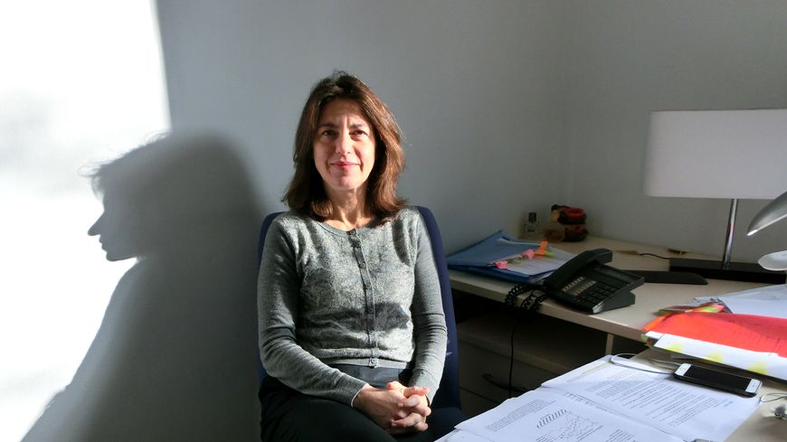 Claudia Senik, en janvier 2016 dans son bureau à Paris