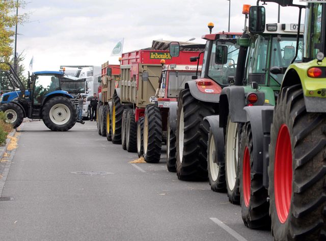 Les agriculteurs en colère vont poursuivre leurs actions