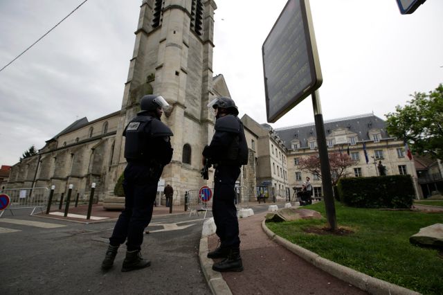 Hommage à Aurélie Chatelain à Villejuif en avril 2015