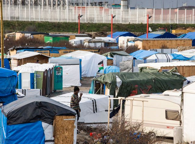La moitié du campement de réfugiés de Calais doit être démantelé avant la fin de la semaine