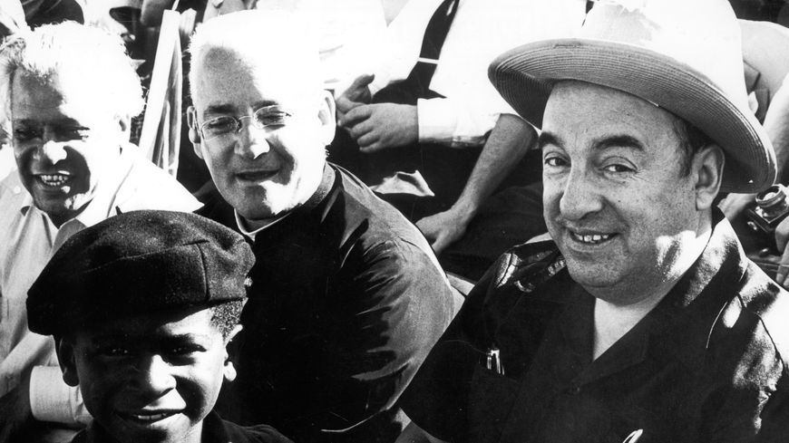 Neruda et Guillén, La Havane, 1961, anniversaire de la révolution cubaine
