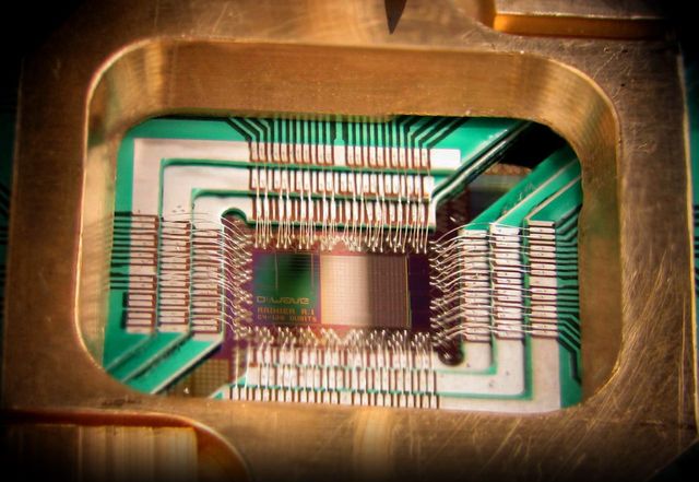 Le processeur de 128-qubit de l'ordinateur D-Wave