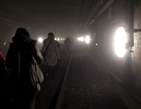Bruxelles : évacuation des passagers du métro - 22 mars 2016