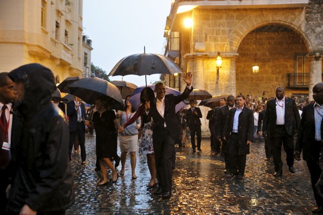 Barack Obama déambule dans le vieux Havane